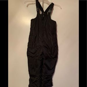 Kids Snowsuit Size 5/6